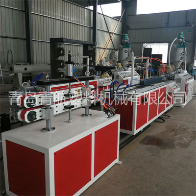 PVC隔熱門(mén)窗型材生產(chǎn)線(xiàn)設(shè)備